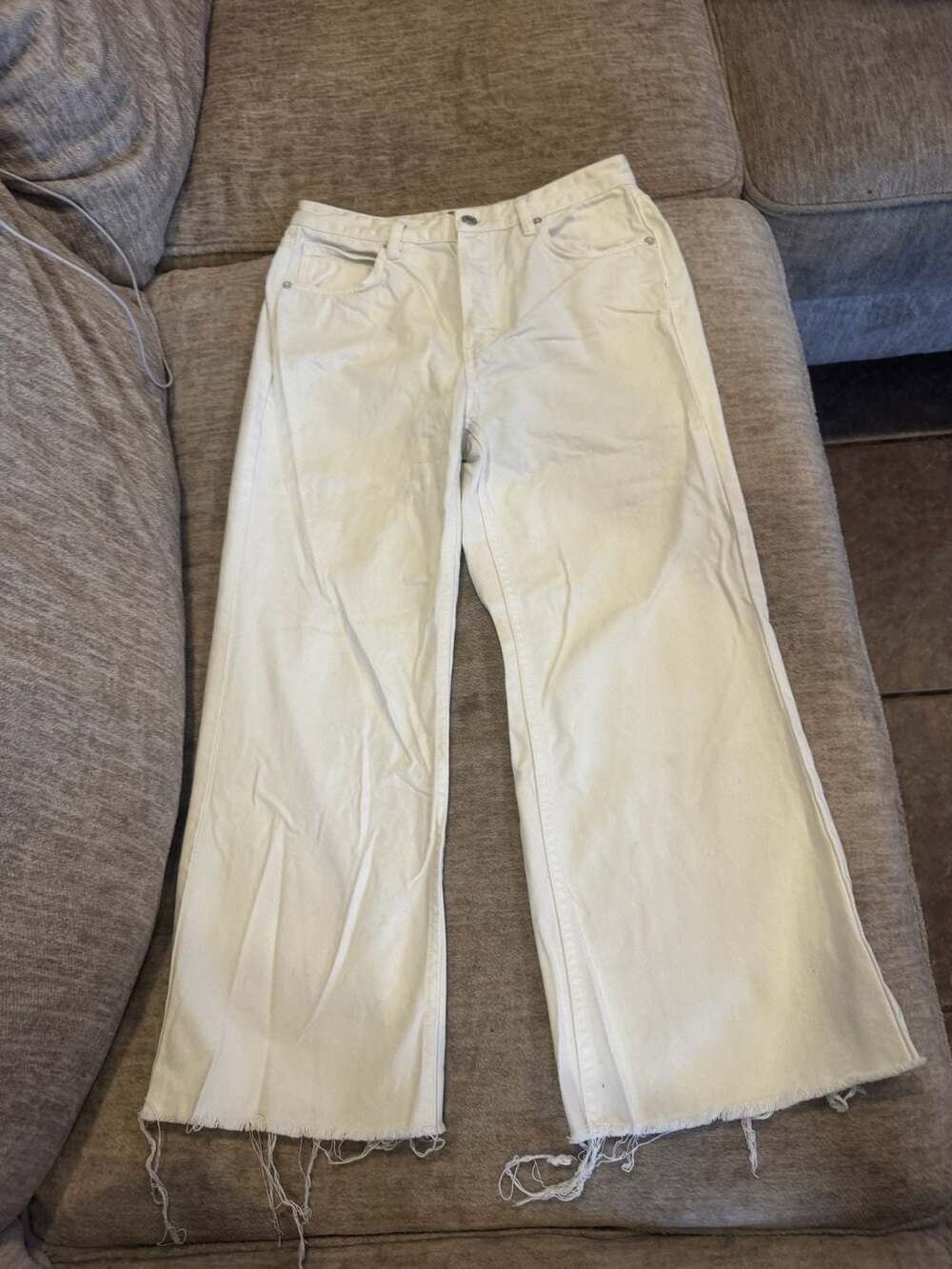 We The Free Jeans Size 29 White Wide Leg Frayed Hem